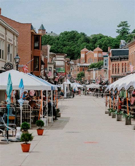 Top 3 Reasons Why You Should Visit Galena, Illinois | Travel
