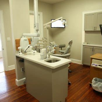 Native speaking patient coordinators in english, german, french and spanish. Our Office