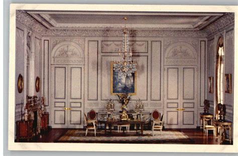 French 1700s Dining Room Decor Inspiration