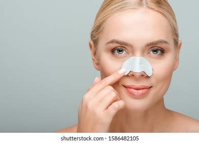 Naked Woman Pointing Finger Nose Strip Foto Stock Shutterstock