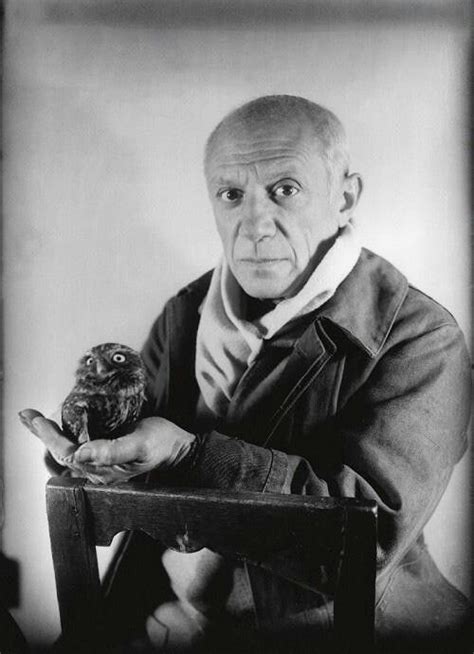 Picasso with an owl, c. 1948 | Picasso, Picasso art, Pablo picasso