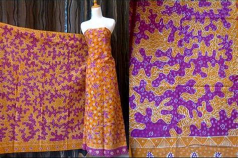 Corak—corak batik lama dibuat lagi, dilukis lagi persis sama, ungkap hartono sumarsono, kepada batik kudus saya yakin banyak yang nggak tahu corak aslinya seperti apa. Cinta Batik? Yuk, Kenali Motif-Motif Batik dari Jawa Ini ...