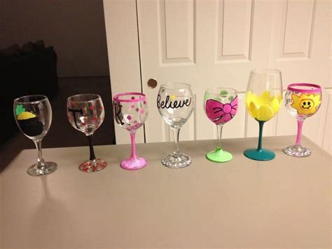 10 Brilliant Wine Glass Decorating Ideas That Aren T Just For Wine Lovers In 2020 Wine Glass