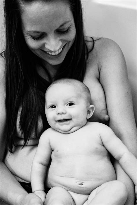 Real Postpartum A Milk Bath Breastfeeding Session In The Twin Cities