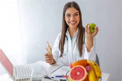 How To Become A Nutritionist Upes Blog