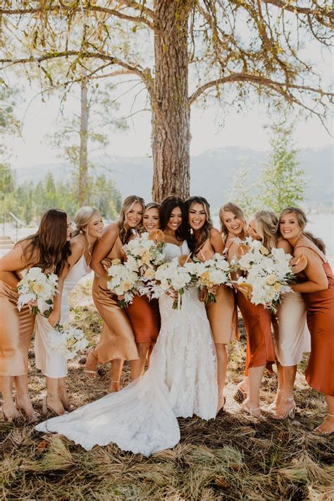 Recreating 5 Trending Mismatched Bridesmaids Looks Wedding Style