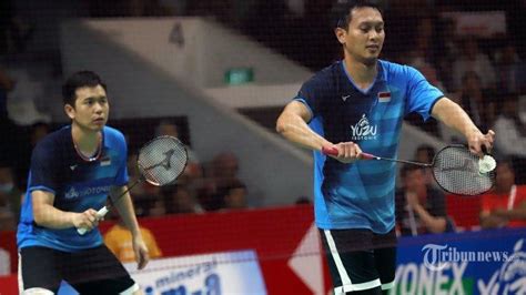 The indonesian men's doubles team mohammad ahsan and hendra setiawan reveal what it takes to form a special partnership on court. Hasil Thailand Open 2021 Pagi Ini, Mohammad Ahsan/Hendra ...