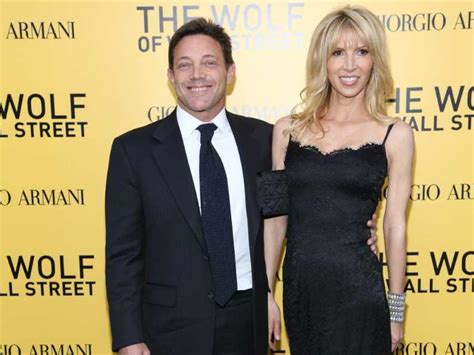 The wolf of wall street is a 2013 american black comedy based on the true story of jordan belfort. Photos From Inside Last Night's Premiere Of 'The Wolf Of ...