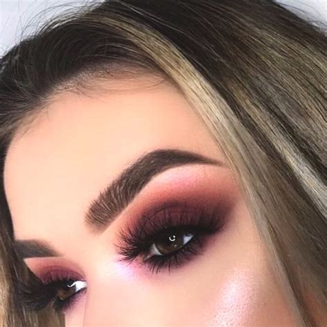 Maybe you would like to learn more about one of these? 12 Festive Christmas Makeup Ideas | Ecemella