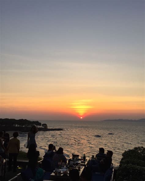 Are you looking for a place to watch the sunset from?⠀ . Try the Sky