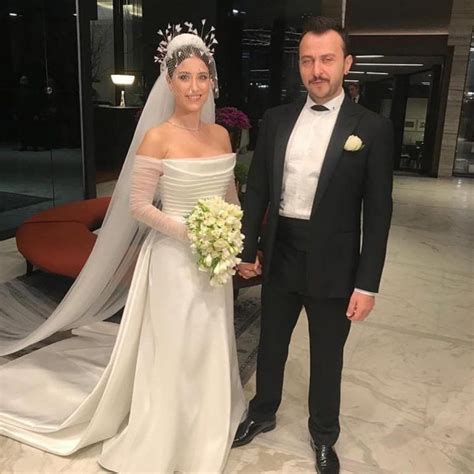 Hazal Kaya Married And Created A Sensation Turkish Series Teammy