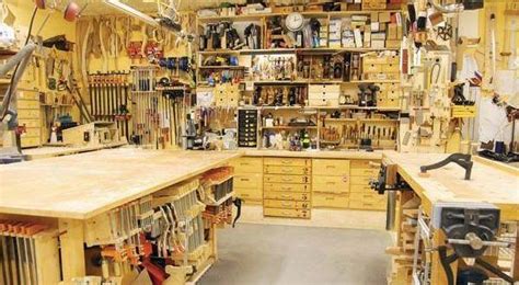 Online Holzarbeiten - holzbear beitung | Woodworking shop, Woodworking
