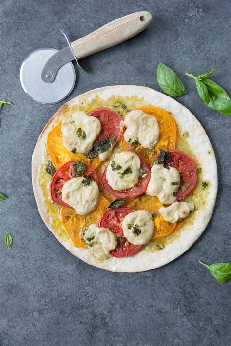 Vegan Summer Margherita Pizza Delish Knowledge