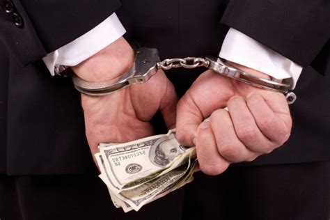 5 Most Notorious White Collar Criminals Weirdomatic