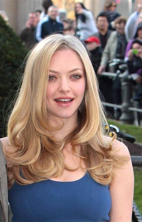 Amanda Seyfried In Time Photocall Berlin Loose Hairstyles Pretty
