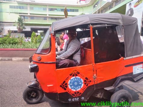 Proses pertukaran hak milik kenderaan menggunakan sistem biometrik secara atas talian yang akan memulakan projek perintis april ini bertujuan untuk mengelakkan kes pemalsuan dokumen. CikLilyPutih The Lifestyle Blogger: Panduan Tukar Hakmilik ...