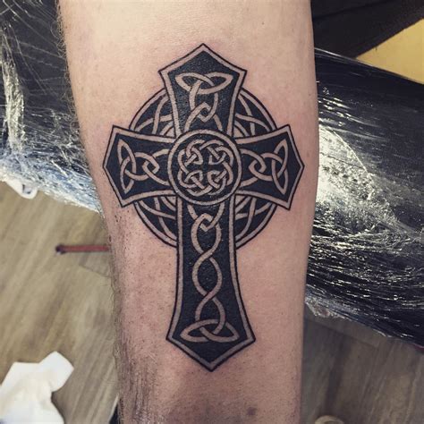 Traditional Celtic Cross Tattoo Designs Visual Representation Of Faith