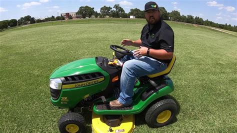 How Fast Can The John Deere E110 Lawn Tractor Mow An Acre We Show You
