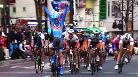 2009年7月には、 別府史之 とともに日本選手として13年ぶりに ツール・ド・フランス に出場し、日本人で初めて近代ツール・ド・フランスを完走し. au損害が保険商品の新ブランド「あ・う・て」の発表会を開催 ...