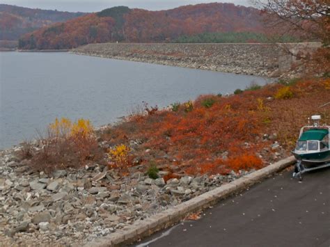 365 301 Windsor Dam At Quabbin Late Autumn A Photo A Day Flickr