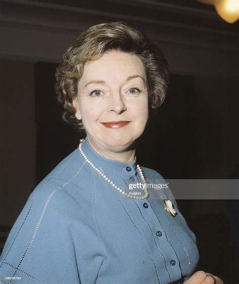 British Actress Barbara Leigh Hunt Photo Dactualité Getty Images