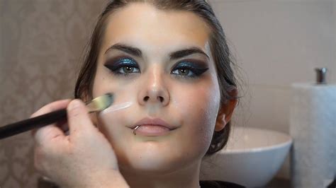 party makeup by tracy bunn whether you re looking to have your makeup applied for a special