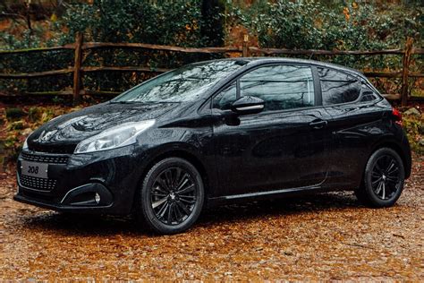 5 Facts You Need To Know About The Peugeot 208 Black Edition Bristol
