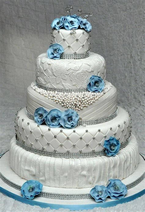 5 Tier Wedding Cake With Edible Pearls And Lace Decorated With Fondant