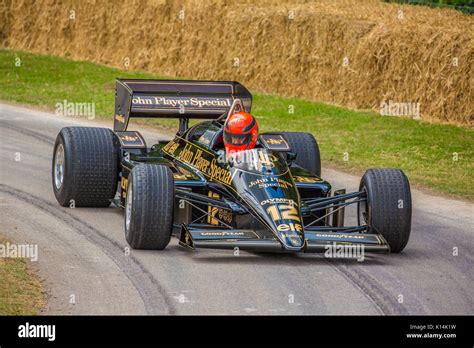 1985 Lotus Renault 97t F1 Car With Driver Lee Mowle At The 2017
