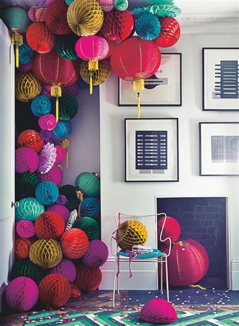 Love These Paper Balls And Lanterns For A Chinese New Year Party