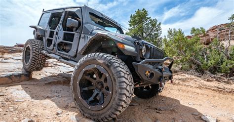New Custom Jeep Bumper Ready For Rock Crawling Fab Fours