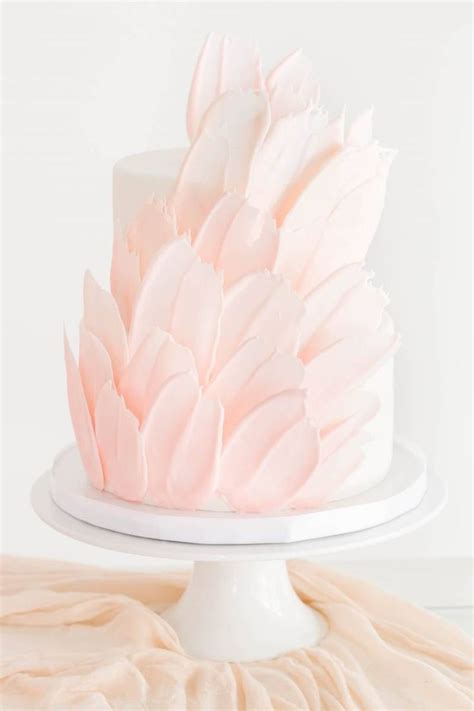 Blush and Ivory Summer Wedding Inspiration Shoot from Grande Prairie