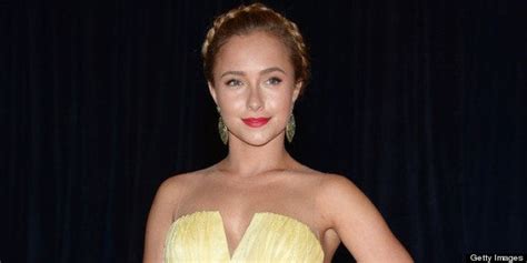 Hayden Panettiere Hot Actress Bares It All In Backless Dress At White