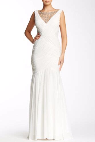 Adrianna Papell Ivory V Neck Shirred Jewelry Illusion Gown NWT Size 6 8