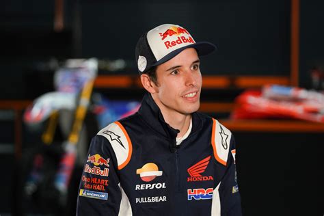 Alex marquez a remporté son troisième succès consécutif sur ses terres au bout d'une course. MotoGP: Alex Marquez Talks About Joining Repsol Honda In ...
