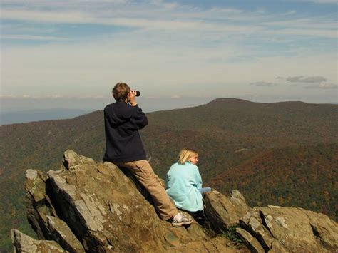 These Are The 12 Best Short Hikes In Virginia Under 5 Miles