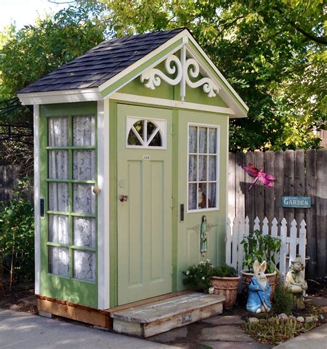 20 She Shed Made From Old Doors