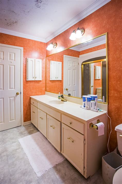 Oakville Bathroom Refresh | Elegant Bathrooms