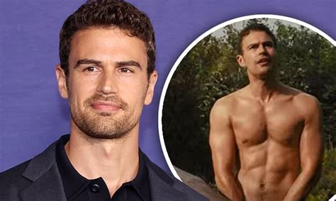 Theo James Jokes It Was In His Contract To Be Completely Naked During All Of The White Lotus