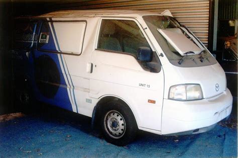 2003 Mazda E2000 Lwb Atw3591613 Just Trucks