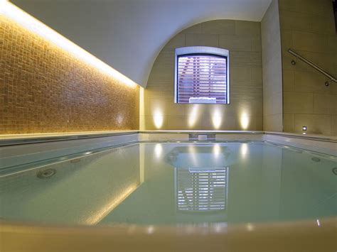 London Hotels With Jacuzzis And Hot Tubs Time Out London
