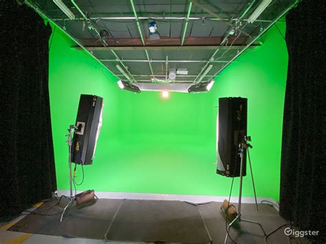 Pre Lit Green Screen Studio Rent This Location On Giggster