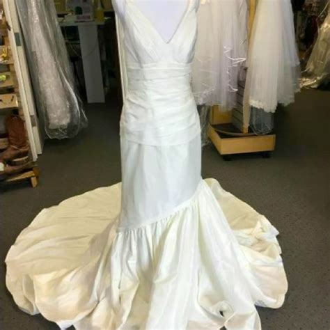 Kirstie Kelly Dresses Nwt Trumpet Wedding Bridal Dress Gown W Train