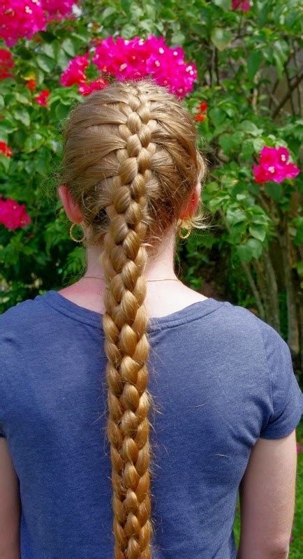 It also leaves you lots of room for a funky statement piece in your outfit. Braids & Hairstyles for Super Long Hair: 5-Strand French Braid