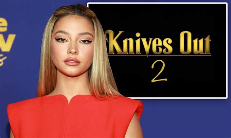 Madelyn Cline Stranger Things Outer Banks Talent Madelyn Cline Joins The Cast Of Knives Out 2