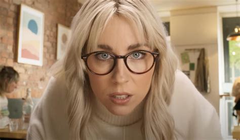 Stevie Martin And Lola Rose Maxwell Turn Viral Videos Into Ad Campaign News 2022 Chortle