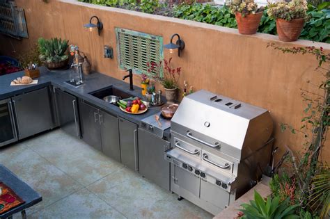 Do Outdoor Kitchens Increase Home Values — Market Ready