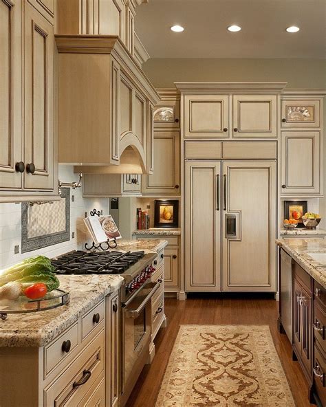 simple  elegant cream colored kitchen cabinets design