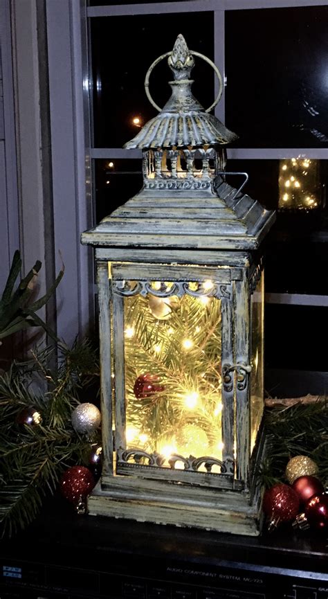 20 Lantern Decorations For Christmas Decoomo