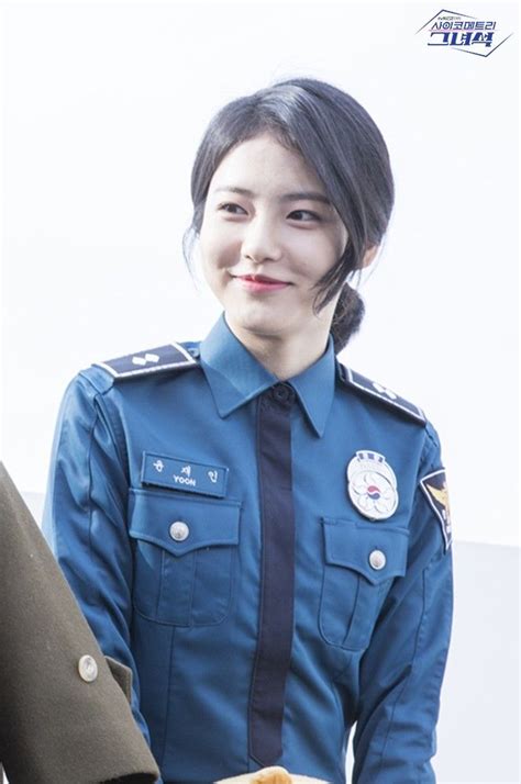K D R A M A 》에 있는 ˗ˏˋsofia님의 핀 한국 여배우 배우 경찰복